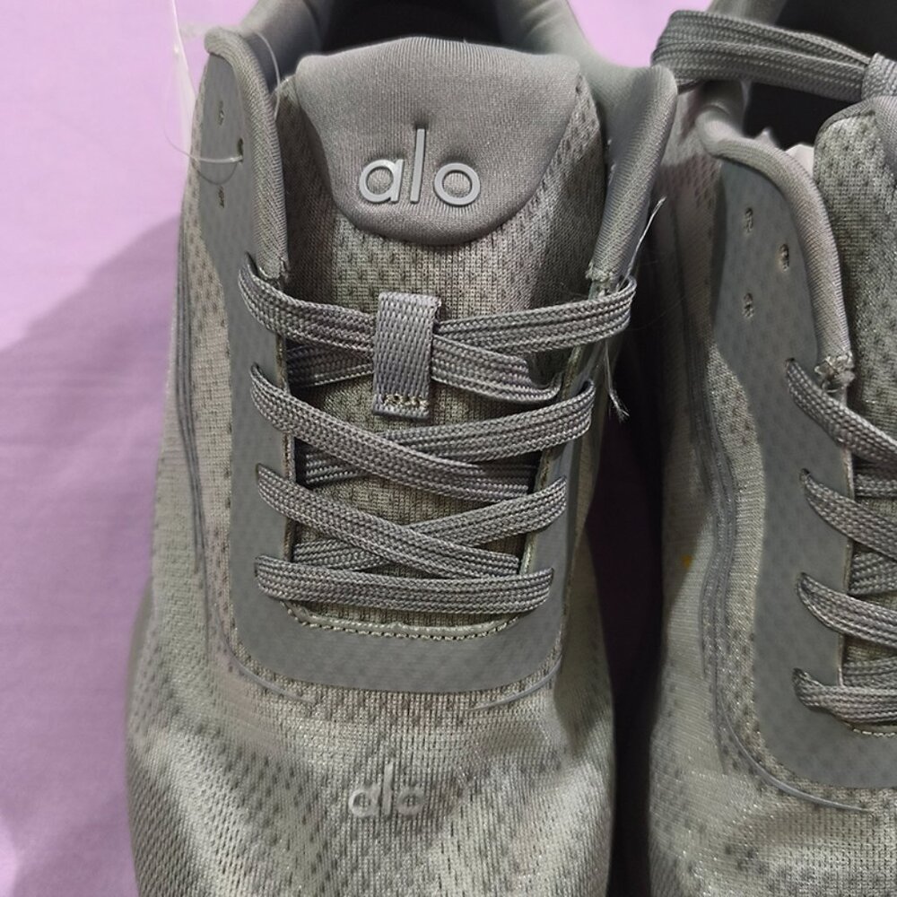 Alo Yoga Casual Durable Sports Shoes - Picture 6 of 7